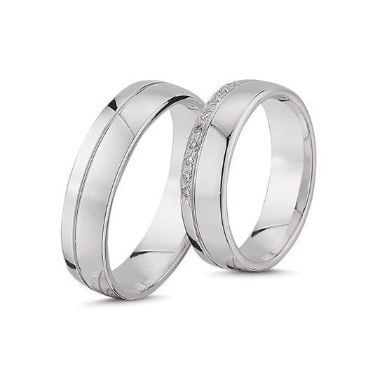 Unikke Nuran vielsesringe i 14 kt hvidguld med 0,11 ct diamanter i damering – sæt med herre- og dameversion.